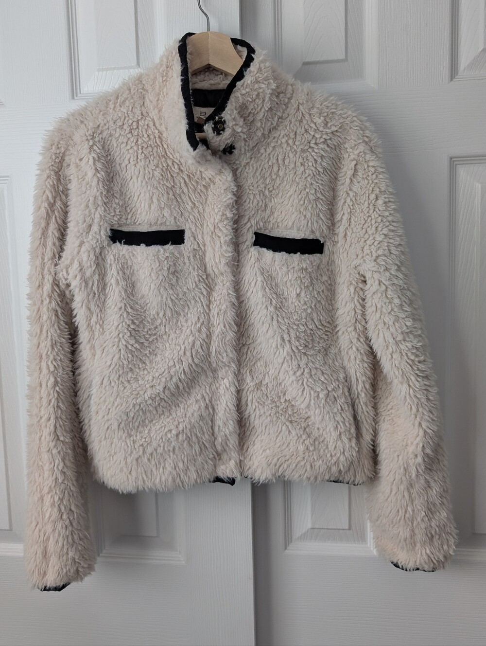 Thread & Supply Cream Teddy Jacket with Black Trim White fuzzy  Cropped. size M